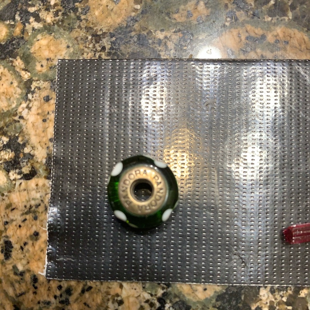 Pandora flower bead